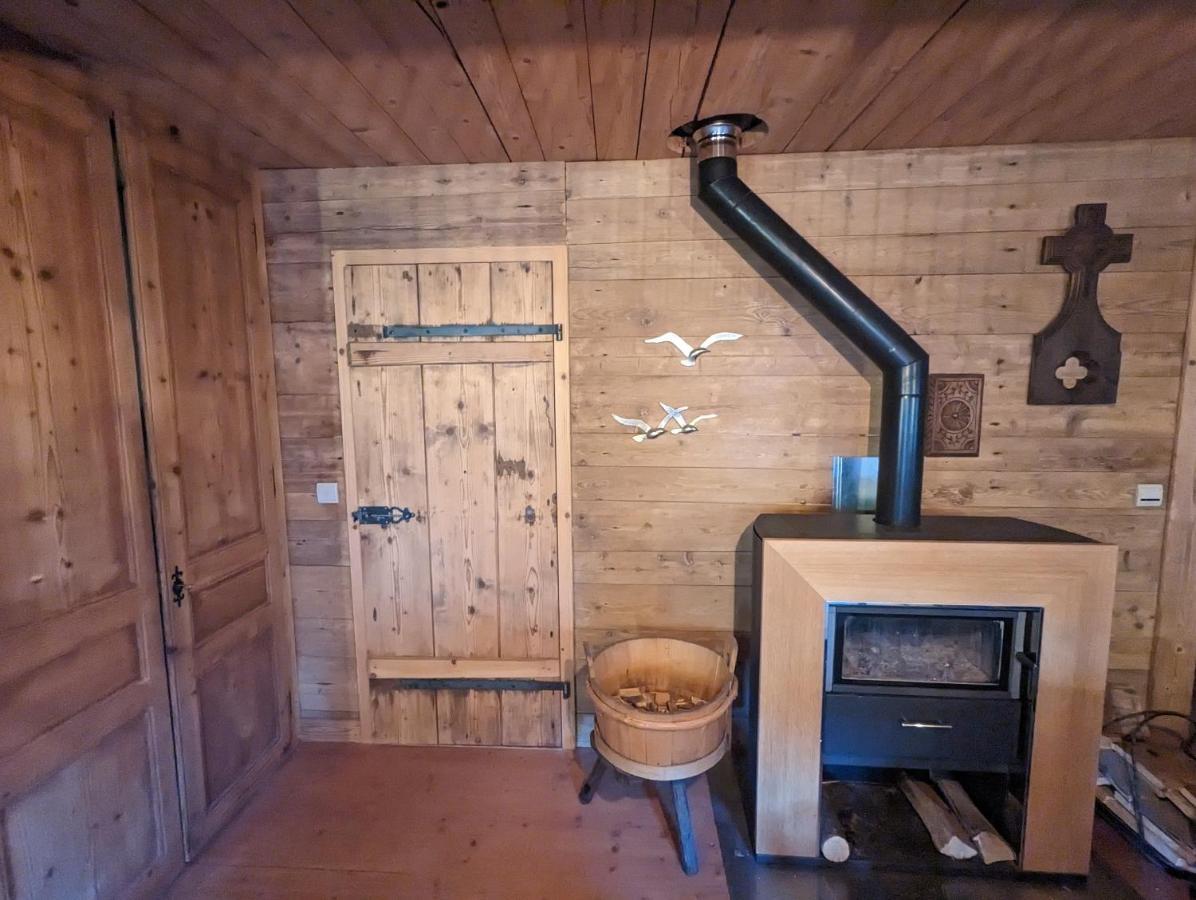 Bas De Chalet Au Coeur Des Aravis, Entre Lac Et Montagne サン・ジャン・ド・シックス エクステリア 写真