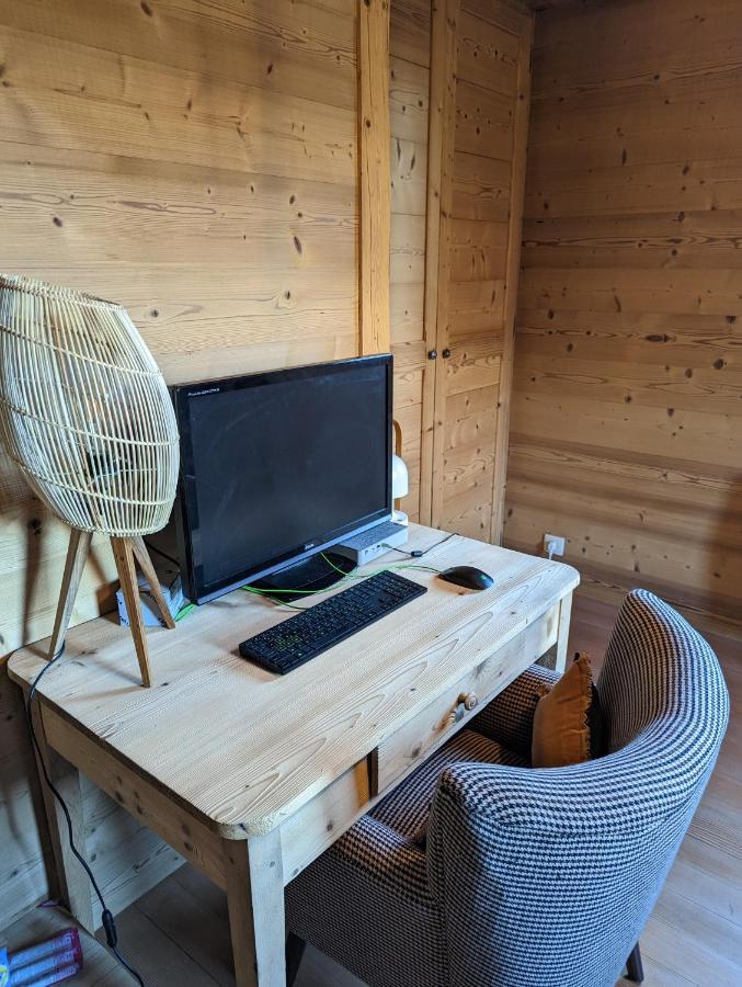 Bas De Chalet Au Coeur Des Aravis, Entre Lac Et Montagne サン・ジャン・ド・シックス エクステリア 写真