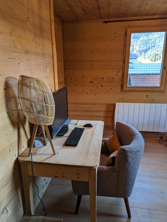 Bas De Chalet Au Coeur Des Aravis, Entre Lac Et Montagne サン・ジャン・ド・シックス エクステリア 写真