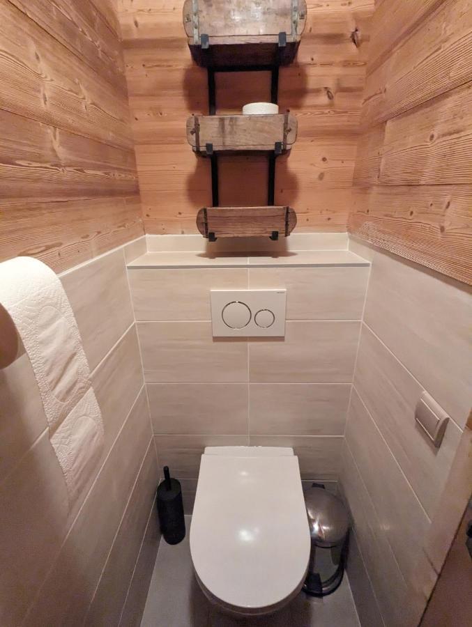 Bas De Chalet Au Coeur Des Aravis, Entre Lac Et Montagne サン・ジャン・ド・シックス エクステリア 写真
