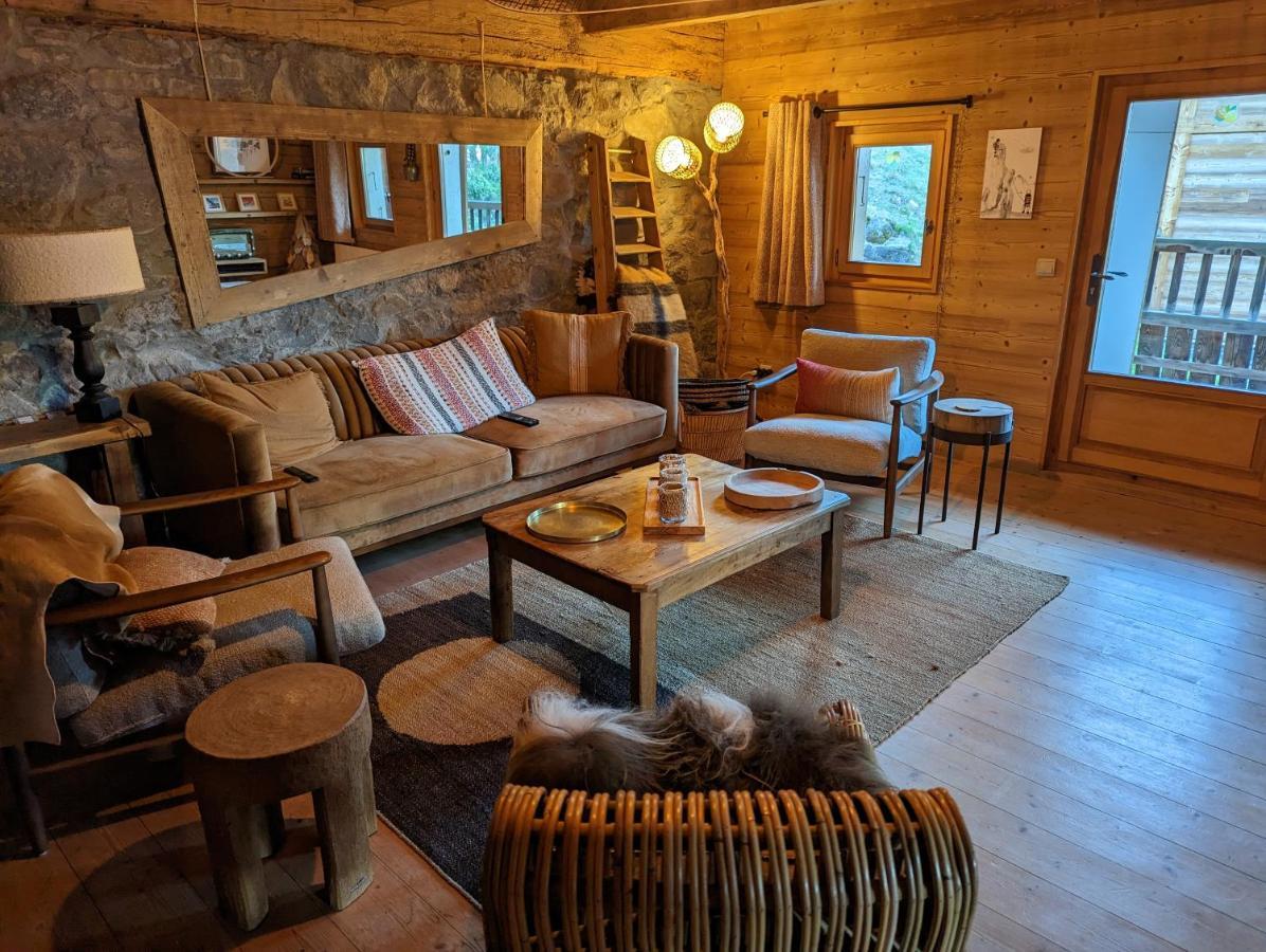 Bas De Chalet Au Coeur Des Aravis, Entre Lac Et Montagne サン・ジャン・ド・シックス エクステリア 写真